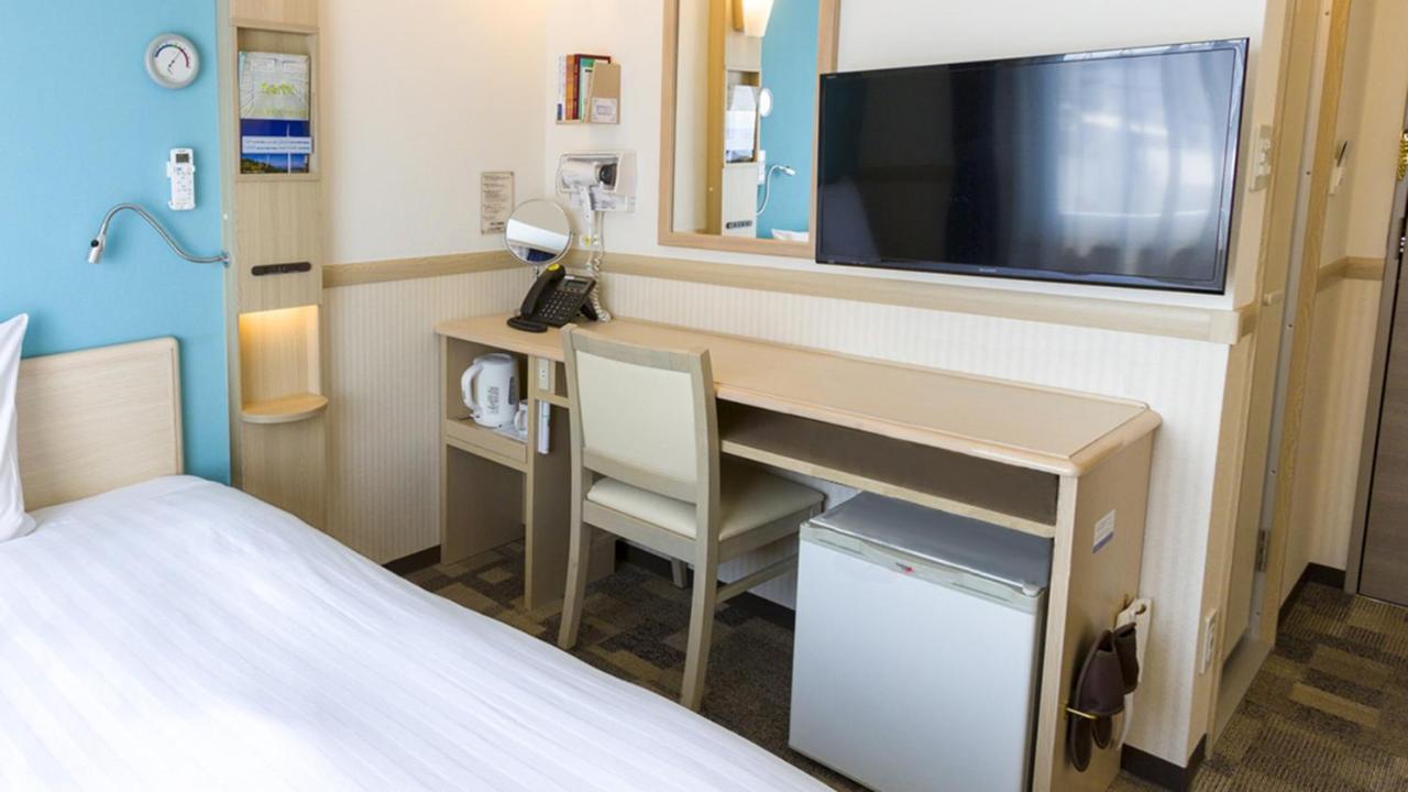 Toyoko Inn Ebina Eki Higashi Guchi Luaran gambar