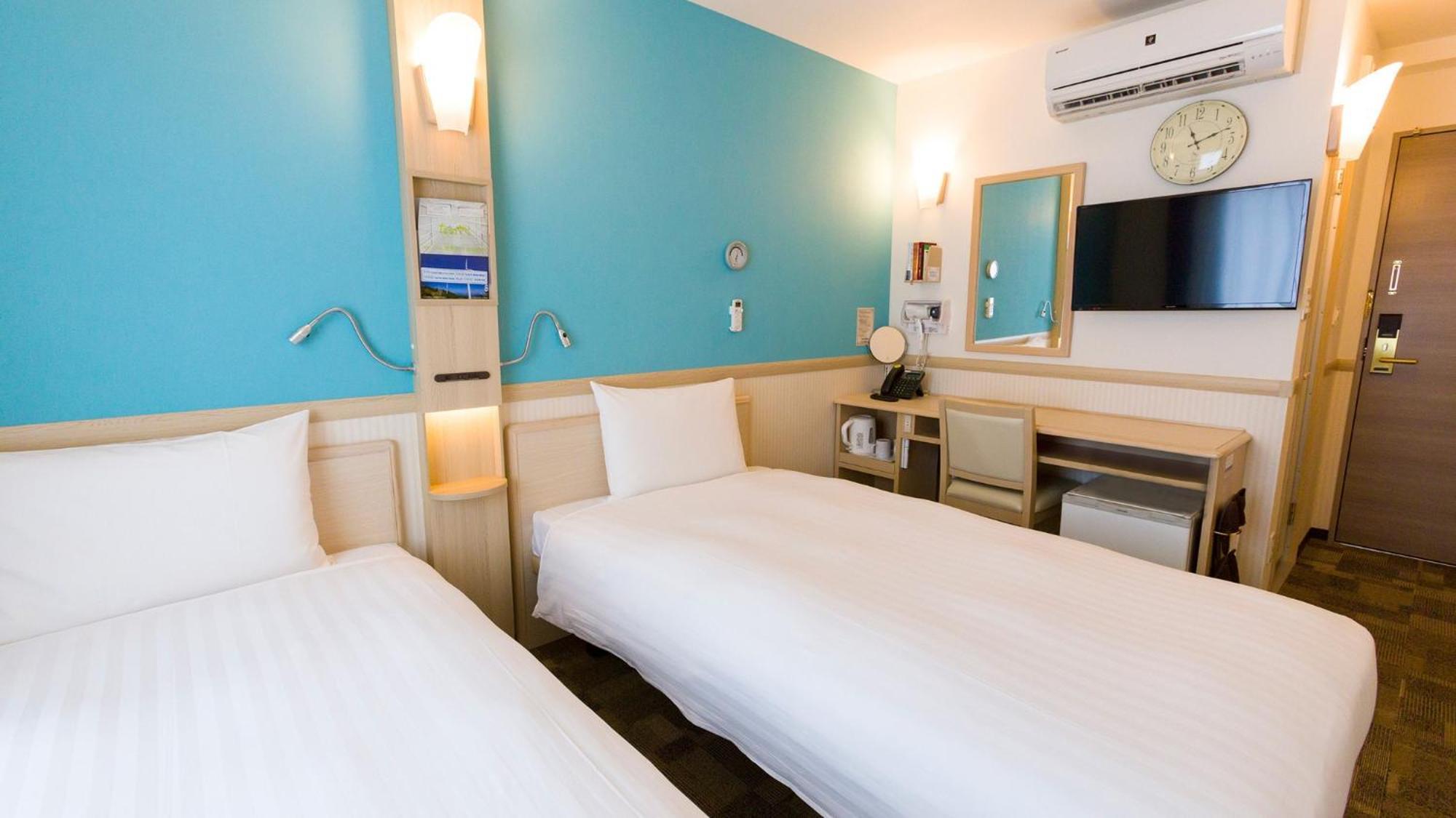 Toyoko Inn Ebina Eki Higashi Guchi Bilik gambar